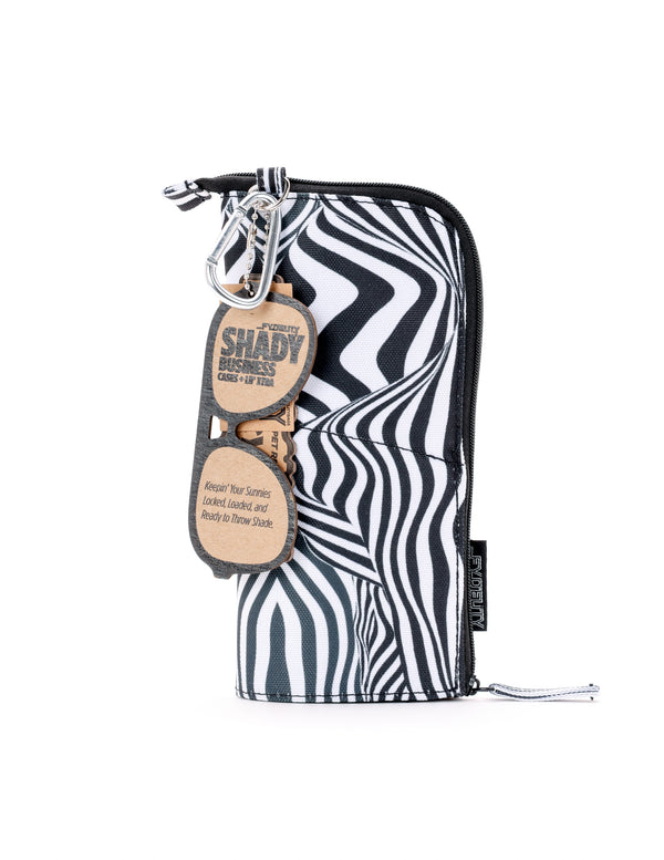 84211: Slim Shady Sunnies Case | Recycled rPET | Moloko