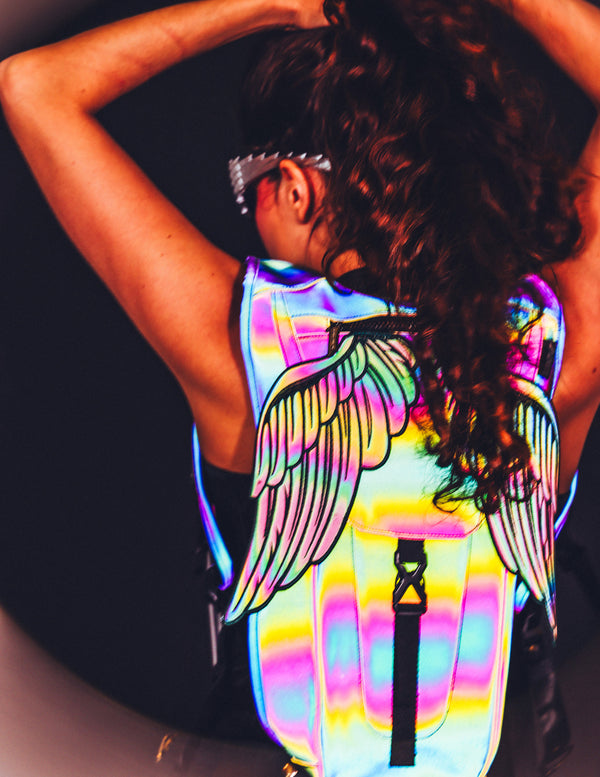 91010: Hydro Pack | WINGS Reflective Rainbow